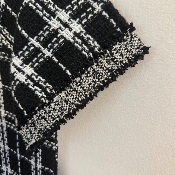 SHEIN Black & White Tweed Plaid Dress Knee Length with Silver Buttons - Size 6 - Picture 5 of 10